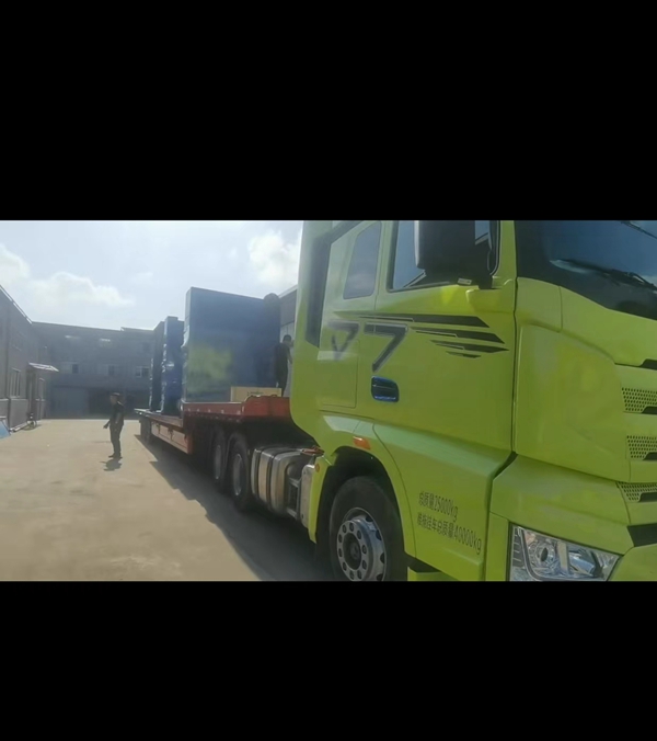 中國-青島-發(fā)貨啦 2臺(tái)無人值守微信掃碼洗車